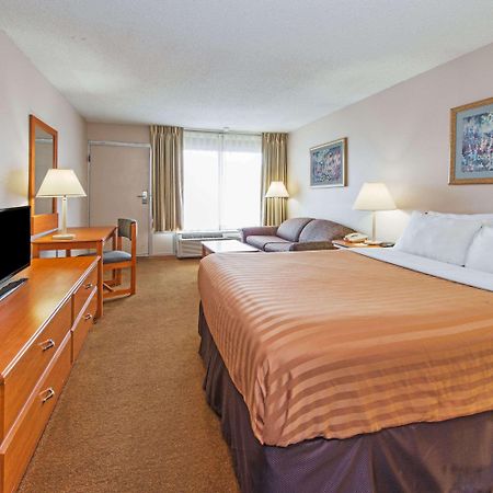 Days Inn By Wyndham Elizabethtown Zewnętrze zdjęcie